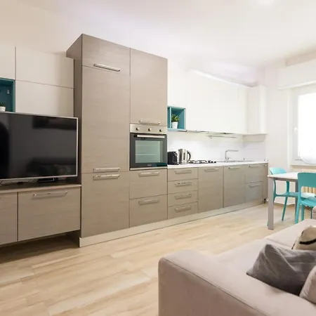 Isola-zara Modern Apartment, Duomo In 10min